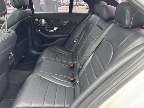 Used 2019 Mercedes-Benz C 300 C 300 image 16