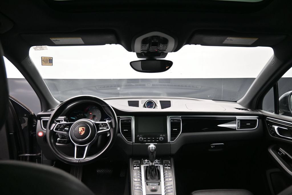 Used 2017 Porsche Macan S w/ Premium Package Plus AWD/4WD image 34
