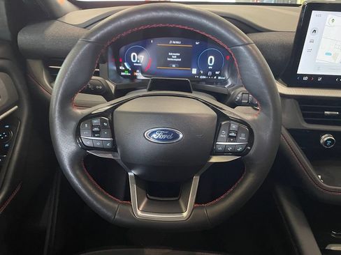 Used 2025 Ford Explorer ST-Line RWD image 13