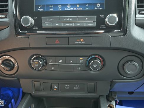 Used 2022 Nissan Frontier S w/ Technology Package AWD/4WD image 3