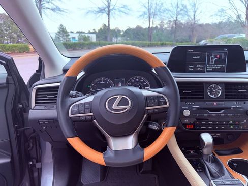 Used 2022 Lexus RX 350 FWD w/ Premium Package image 18