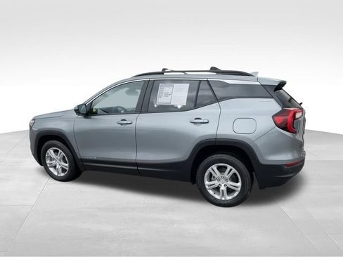 Certified 2024 GMC Terrain SLE w/ Driver Convenience Package AWD/4WD image 5