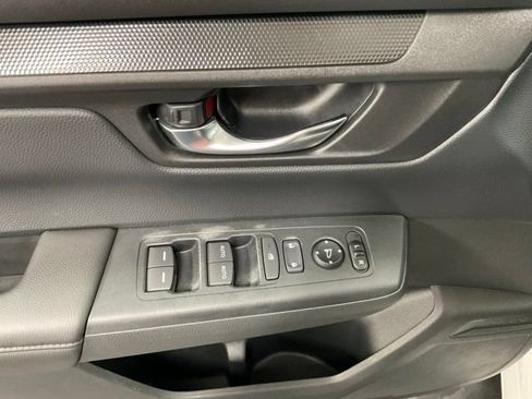 Certified 2025 Honda CR-V EX image 30