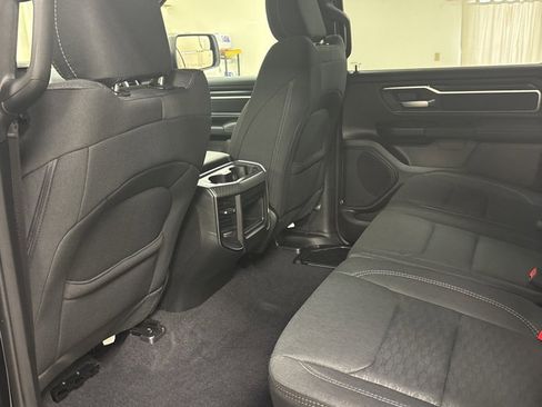 New 2026 RAM 1500 4x4 Crew Cab image 28