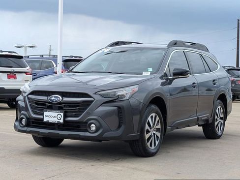 Used 2024 Subaru Outback Premium AWD/4WD image 9