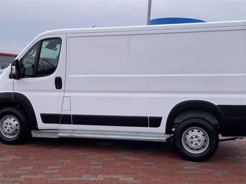 Used 2023 RAM ProMaster 2500 image 8