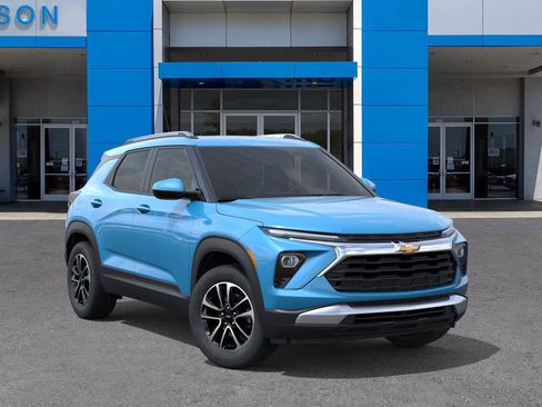 New 2026 Chevrolet TrailBlazer LT w/ Driver Confidence Package FWD image 7