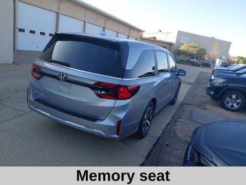 New 2026 Honda Odyssey EX-L image 4