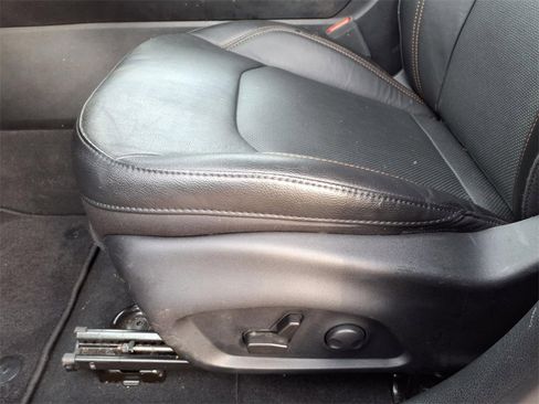 Used 2022 Jeep Compass Limited image 15