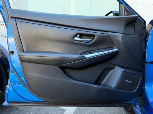 Used 2020 Nissan Sentra SR w/ Premium Package image 25