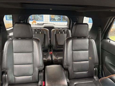 Used 2013 Ford Explorer Limited image 35