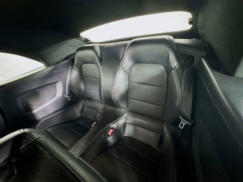 Used 2020 Ford Mustang GT Premium image 23