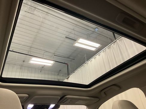 Used 2023 Subaru Forester Limited image 39