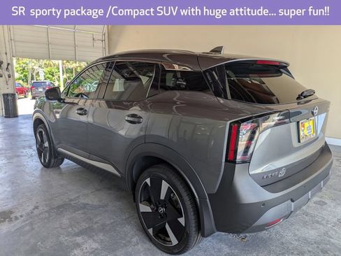 Certified 2025 Nissan Kicks SR FWD image 6
