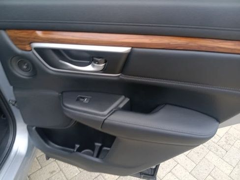 Used 2019 Honda CR-V Touring image 20