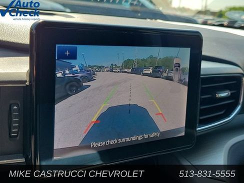 Used 2022 Ford Explorer XLT w/ Equipment Group 202A AWD/4WD image 15
