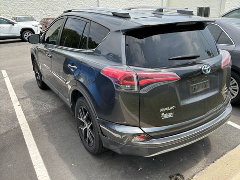 Used 2017 Toyota RAV4 SE w/ Advanced Technology Package AWD/4WD image 6