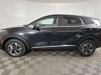 Used 2024 Kia Sportage LX AWD/4WD video 5