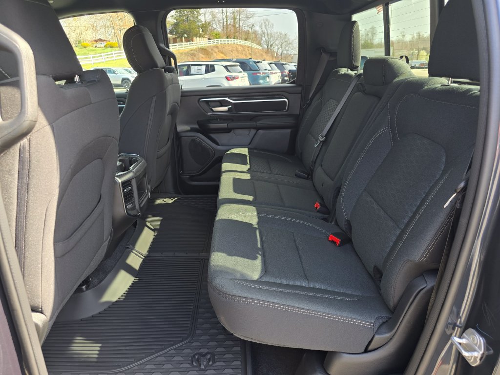 New 2026 RAM 1500 Big Horn w/ Night Edition AWD/4WD image 9