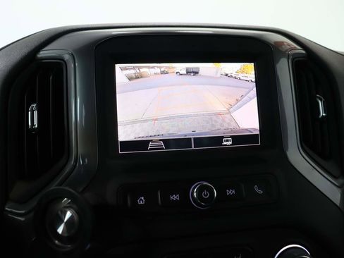 Certified 2022 Chevrolet Silverado 1500 Custom image 12