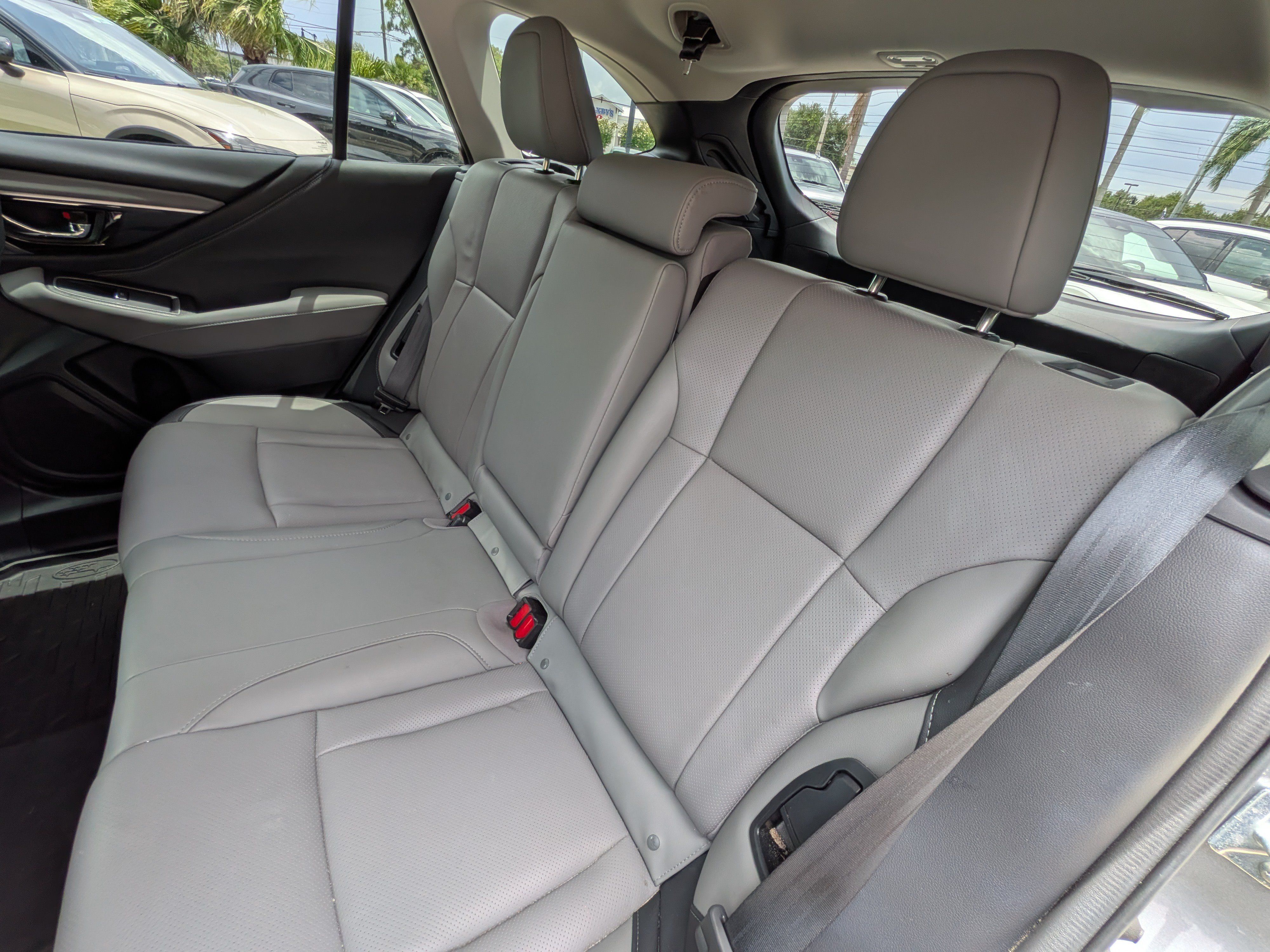 Certified 2025 Subaru Outback Limited AWD/4WD image 15