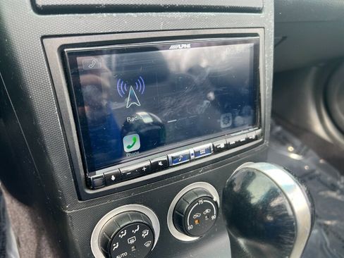 Used 2004 Nissan 350Z Touring image 13