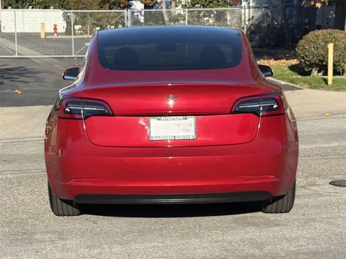 Used 2020 Tesla Model 3 Standard Range Plus image 5