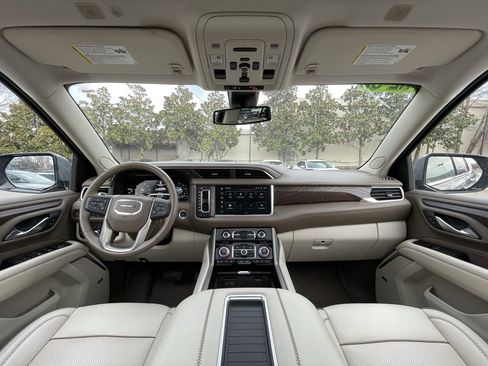 Used 2022 GMC Yukon Denali image 31