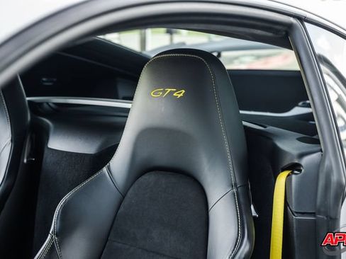 Used 2016 Porsche Cayman GT4 RWD image 28