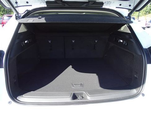 Used 2022 Buick Envision Essence w/ Sport Touring Package image 5