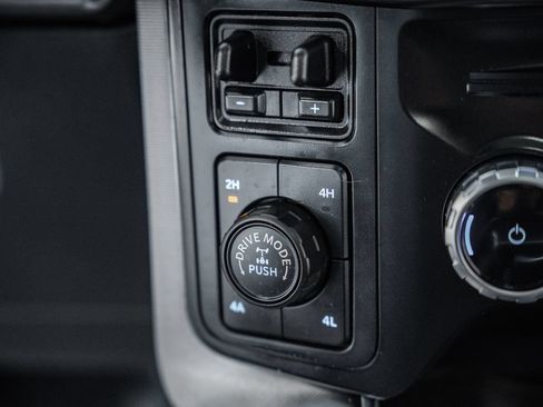 Certified 2023 Ford F150 Platinum AWD/4WD image 30