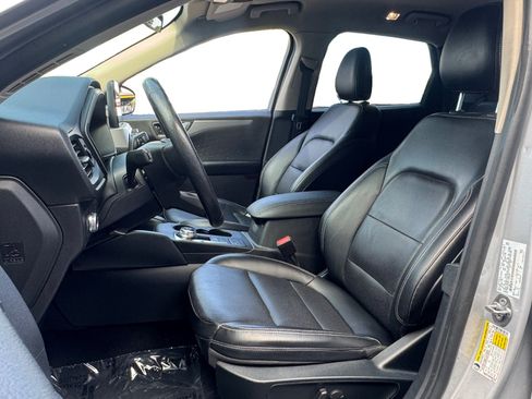 Used 2020 Ford Escape SEL FWD image 9