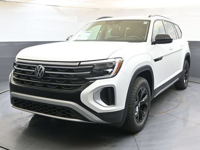 New 2026 Volkswagen Atlas Peak Edition