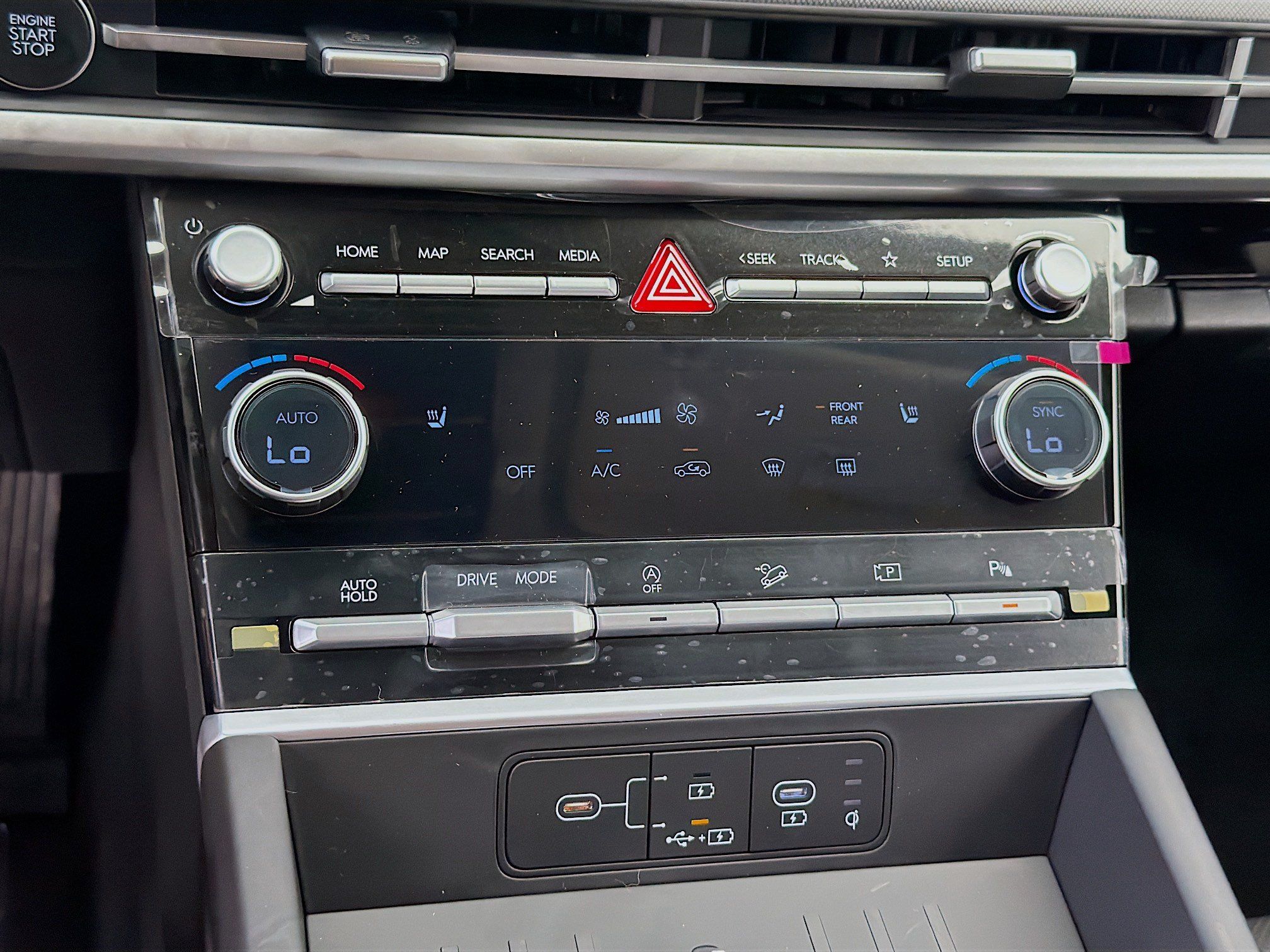 New 2026 Hyundai Santa Fe SEL w/ Tow & Go Package FWD image 13