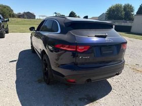 Used 2020 Jaguar F-PACE Premium AWD/4WD image 2