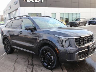 Used 2025 Kia Sorento SX