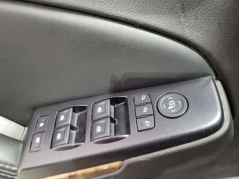 Used 2016 GMC Yukon XL Denali w/ Open Road Package image 53