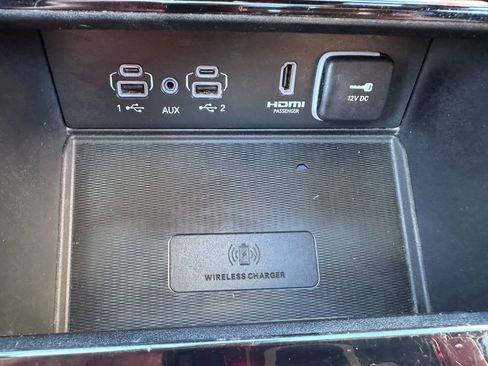 Used 2022 Jeep Grand Cherokee Summit w/ Luxury Tech Group V AWD/4WD image 25