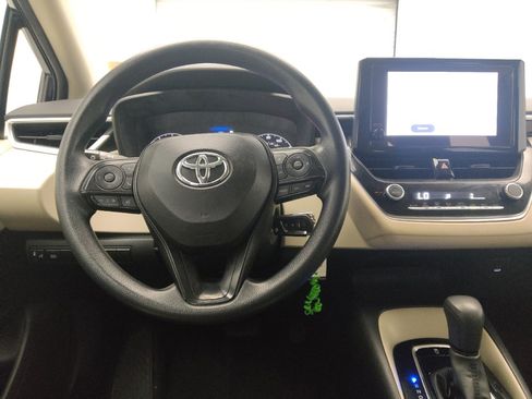 Used 2024 Toyota Corolla LE FWD image 22