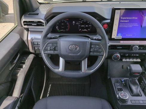 New 2026 Toyota Tacoma TRD Off-Road AWD/4WD image 16