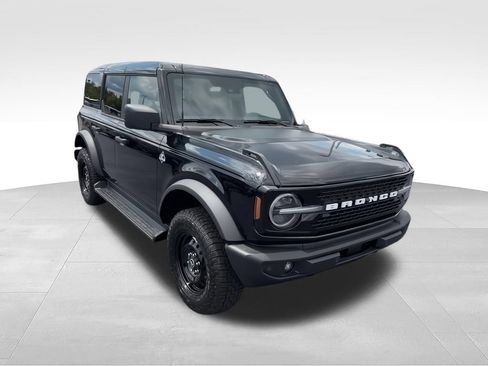 New 2026 Ford Bronco Outer Banks AWD/4WD image 2