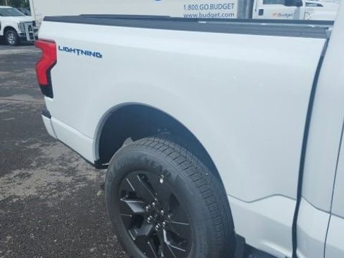 New 2025 Ford F150 Lightning Lariat image 12