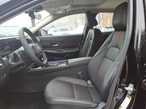 New 2026 Nissan Sentra SR w/ SR Premium Package image 9