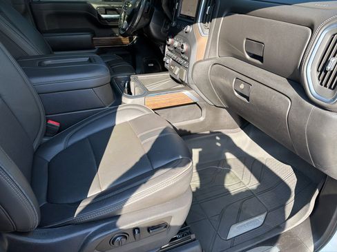 Used 2020 Chevrolet Silverado 3500 High Country w/ Technology Package AWD/4WD image 23