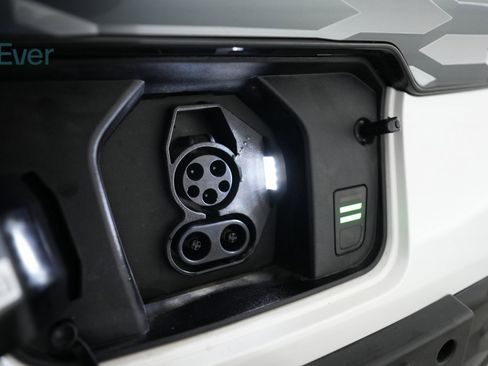 Used 2023 Kia Niro Wind image 23