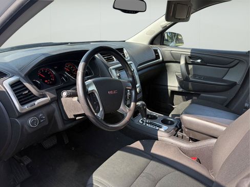 Used 2014 GMC Acadia SLE FWD image 10