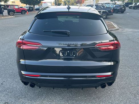 Used 2023 Maserati Grecale Modena AWD/4WD image 4