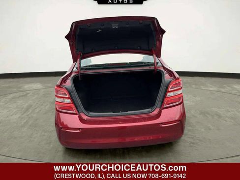 Used 2017 Chevrolet Sonic LT w/ Convenience Package image 10