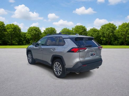 Used 2024 Toyota RAV4 XLE Premium image 5