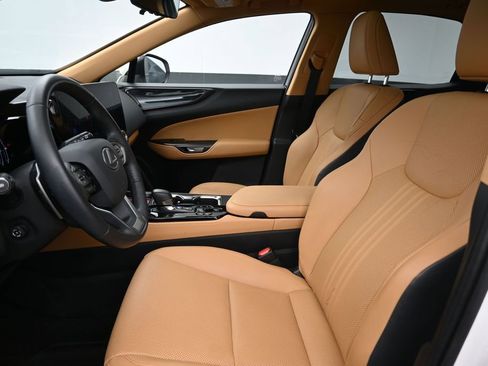 Used 2025 Lexus NX 350 AWD w/ Accessory Package (2T) image 11